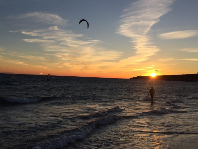 Kites con el atardecer